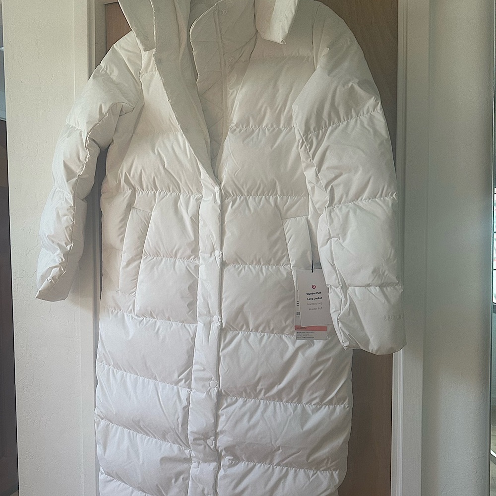 lululemon white size 6 Wunder Puff 600-Down-Fill Long Jacket